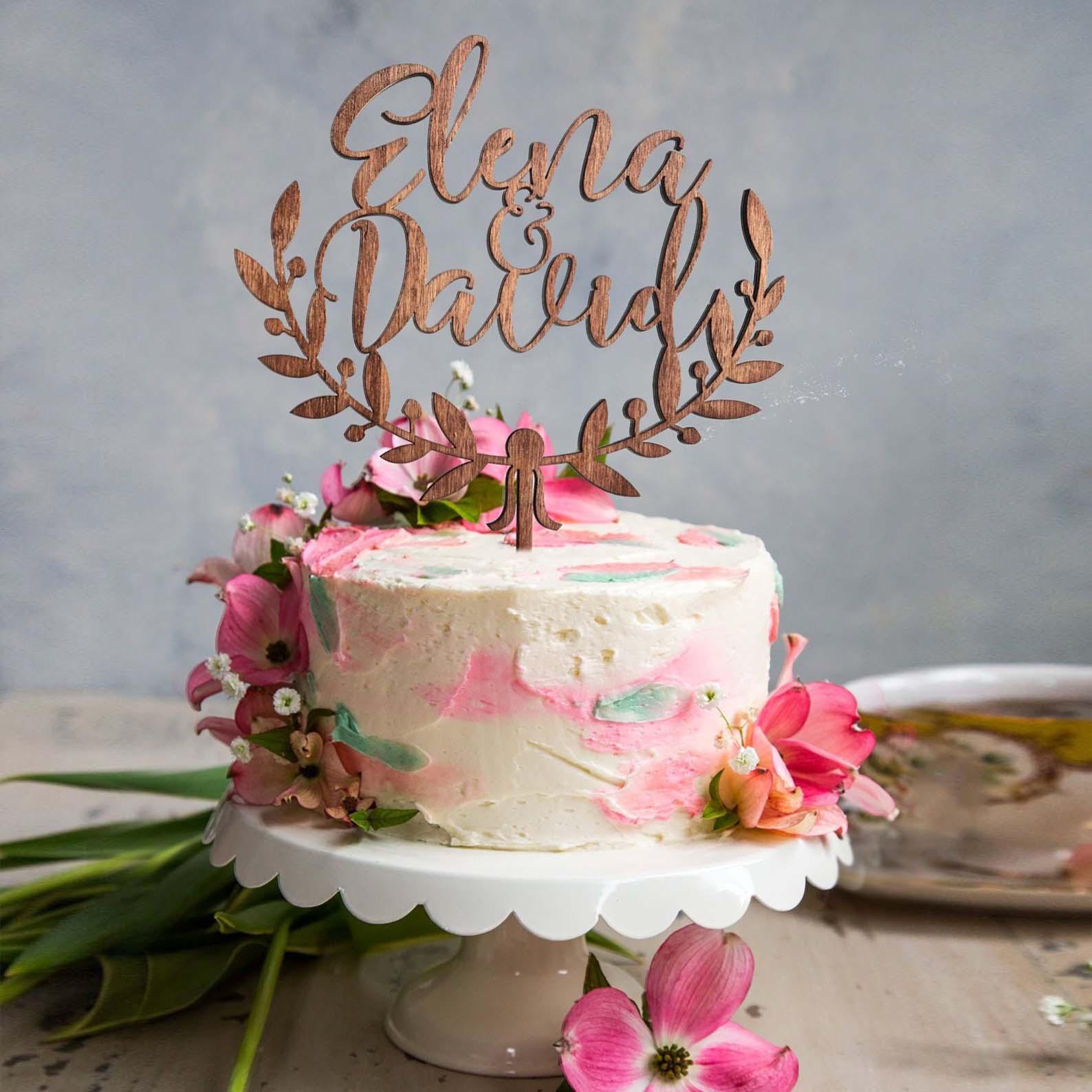 Cake toper en bois personnalisé - 03 - Monzaya