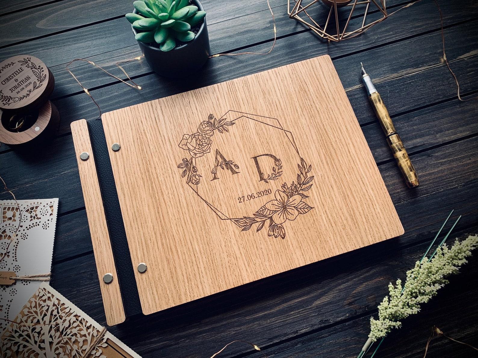 Livre d'or mariage en bois personnalisé - 05 - Monzaya