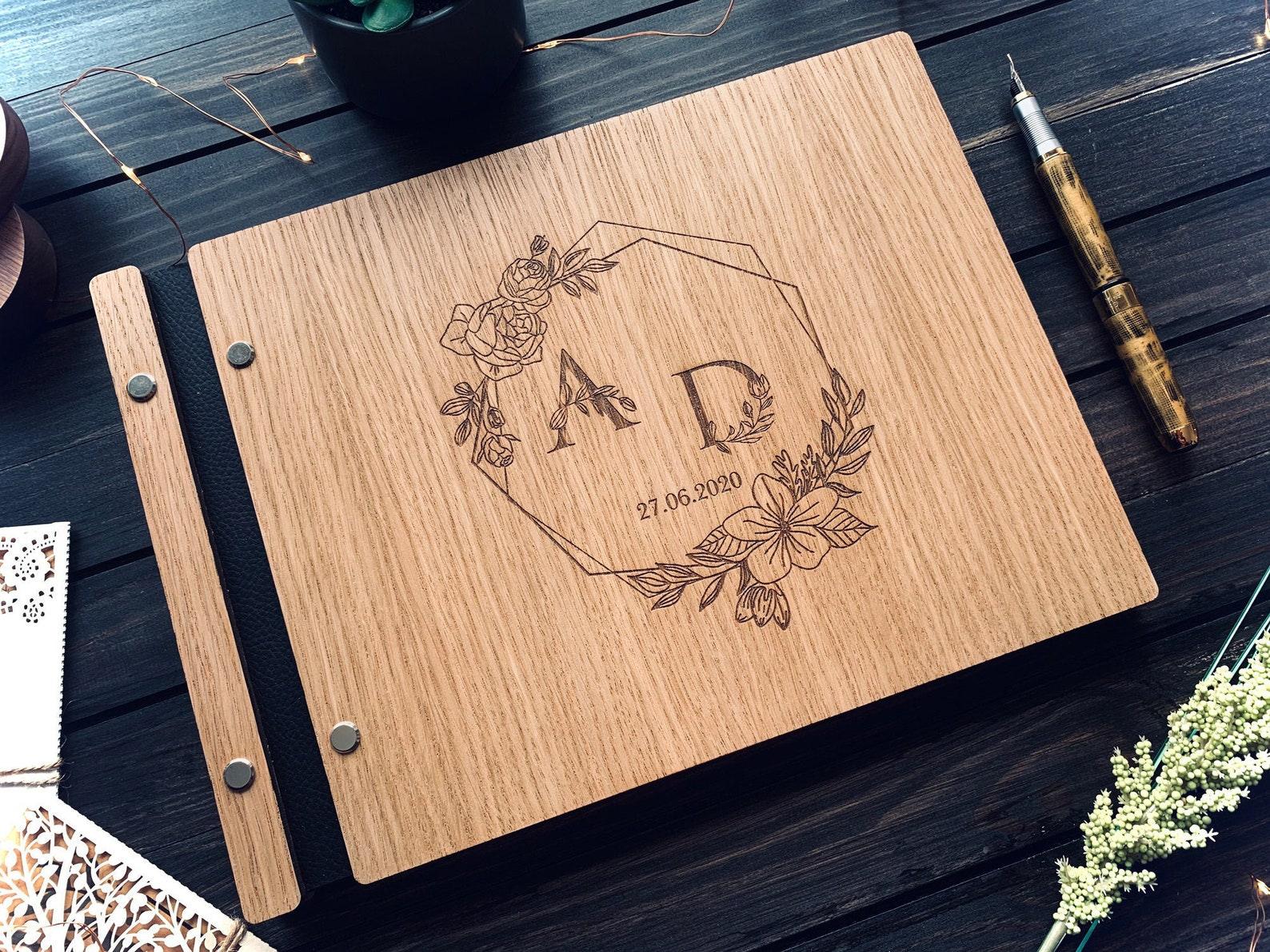 Livre d'or mariage en bois personnalisé - 05 - Monzaya