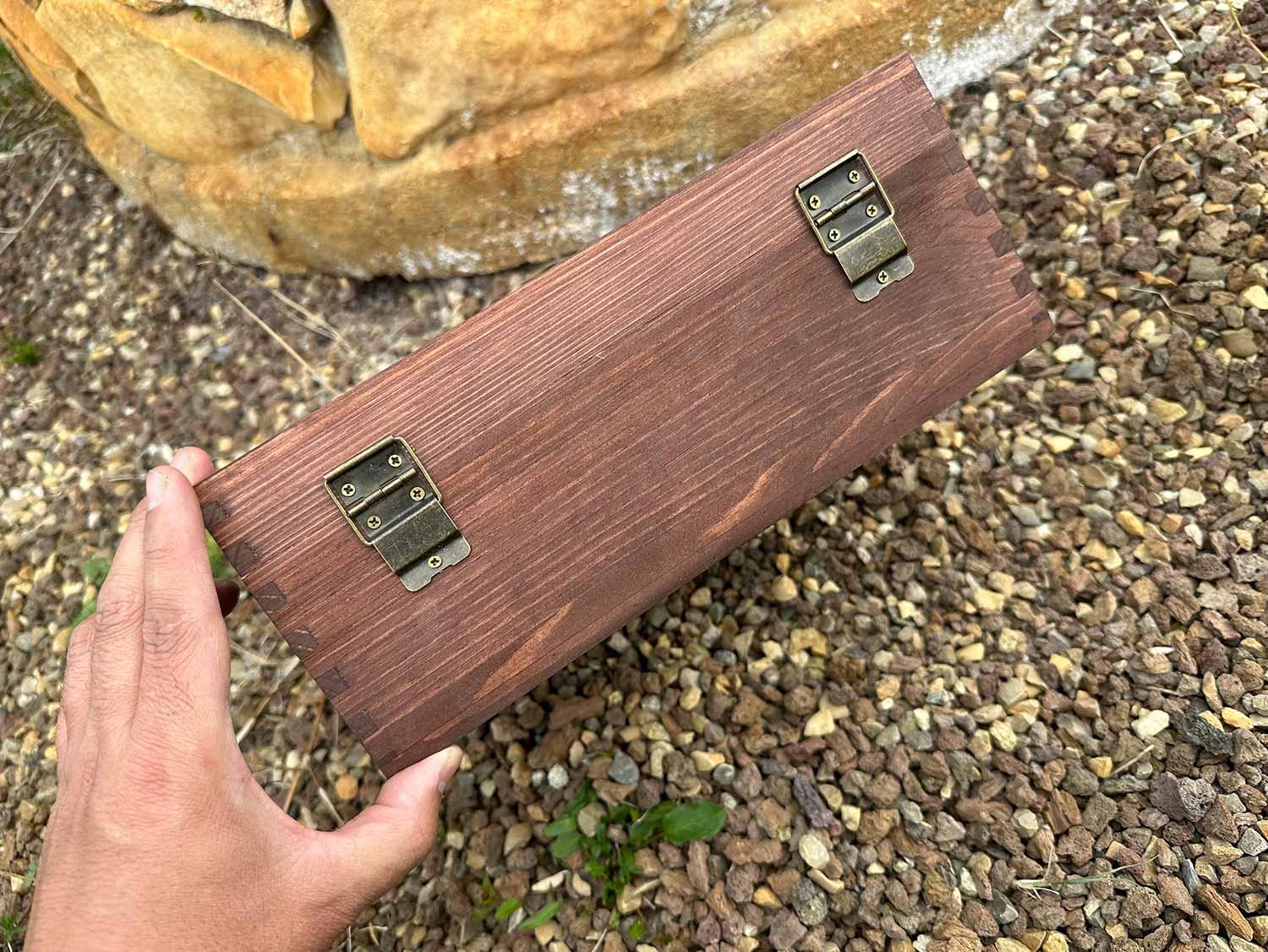 Très Grand Boîte à souvenir en bois rustique,