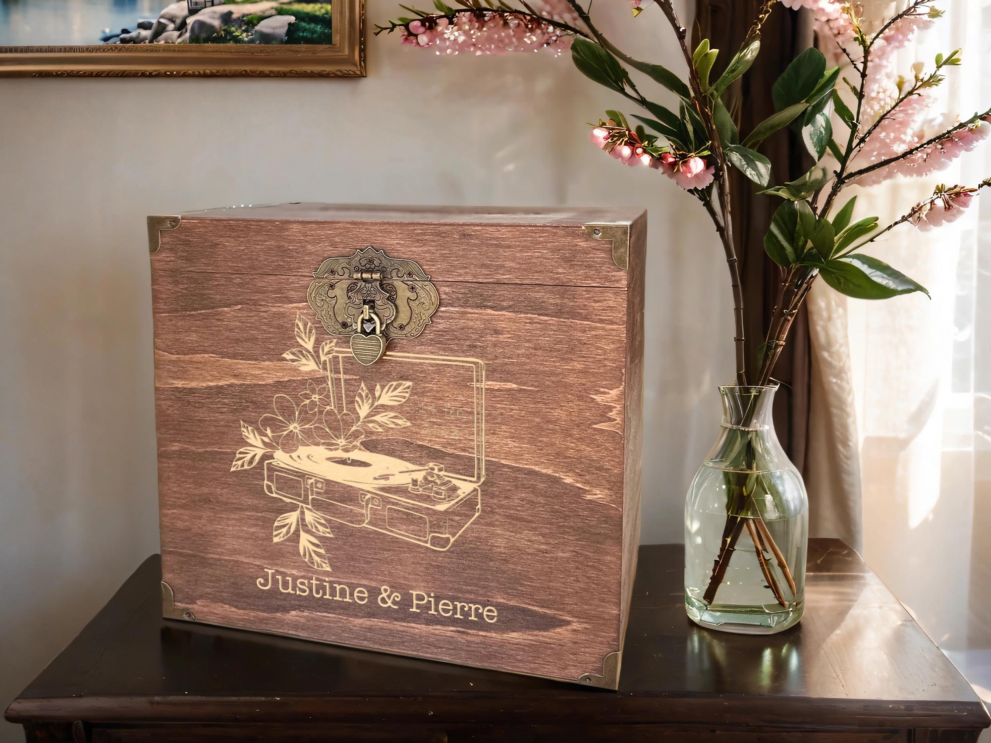 Urne mariage personnalisée, Teinte noyer, Platine vinyle vintage