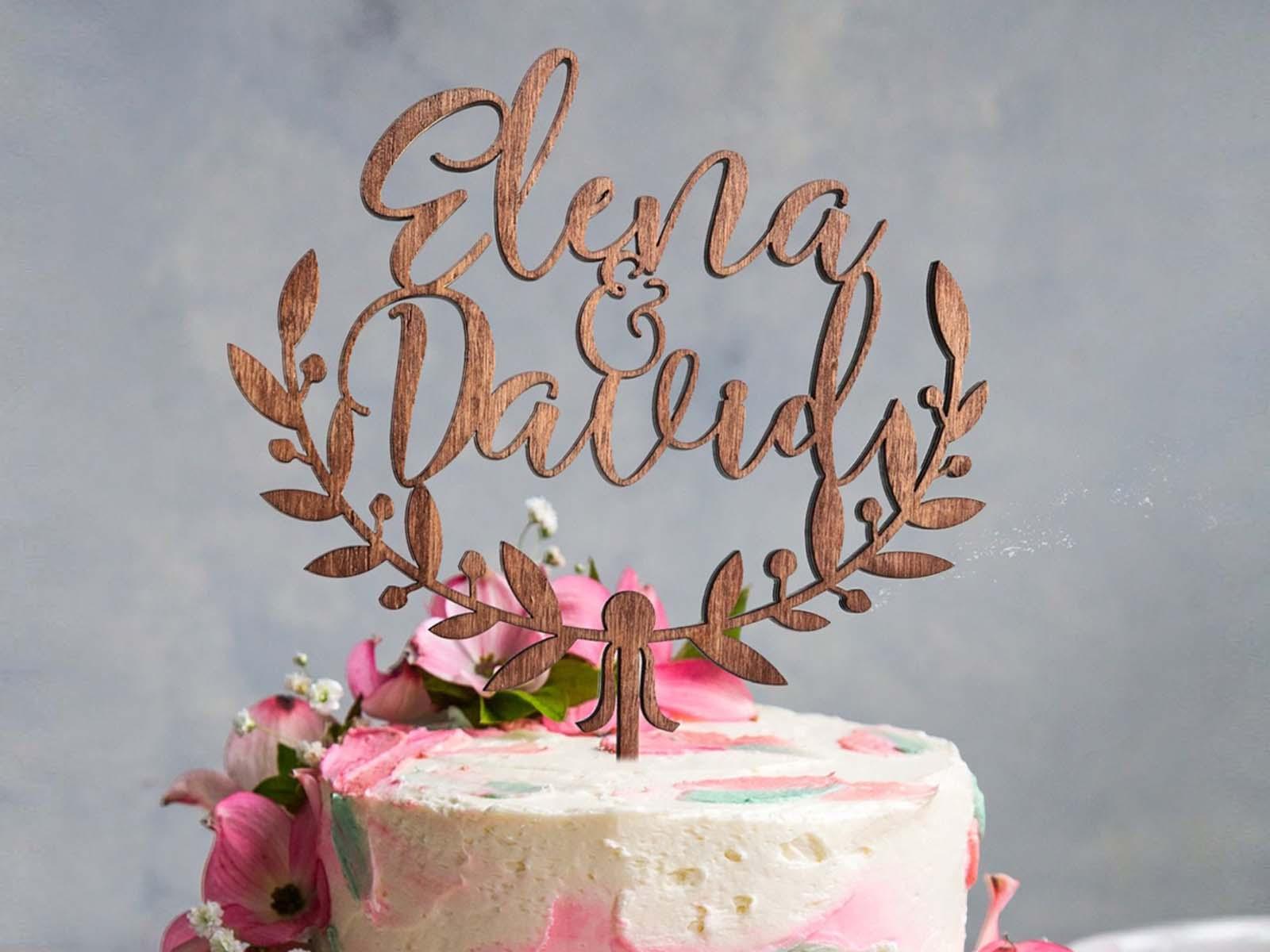 Cake toper en bois personnalisé - 03 - Monzaya