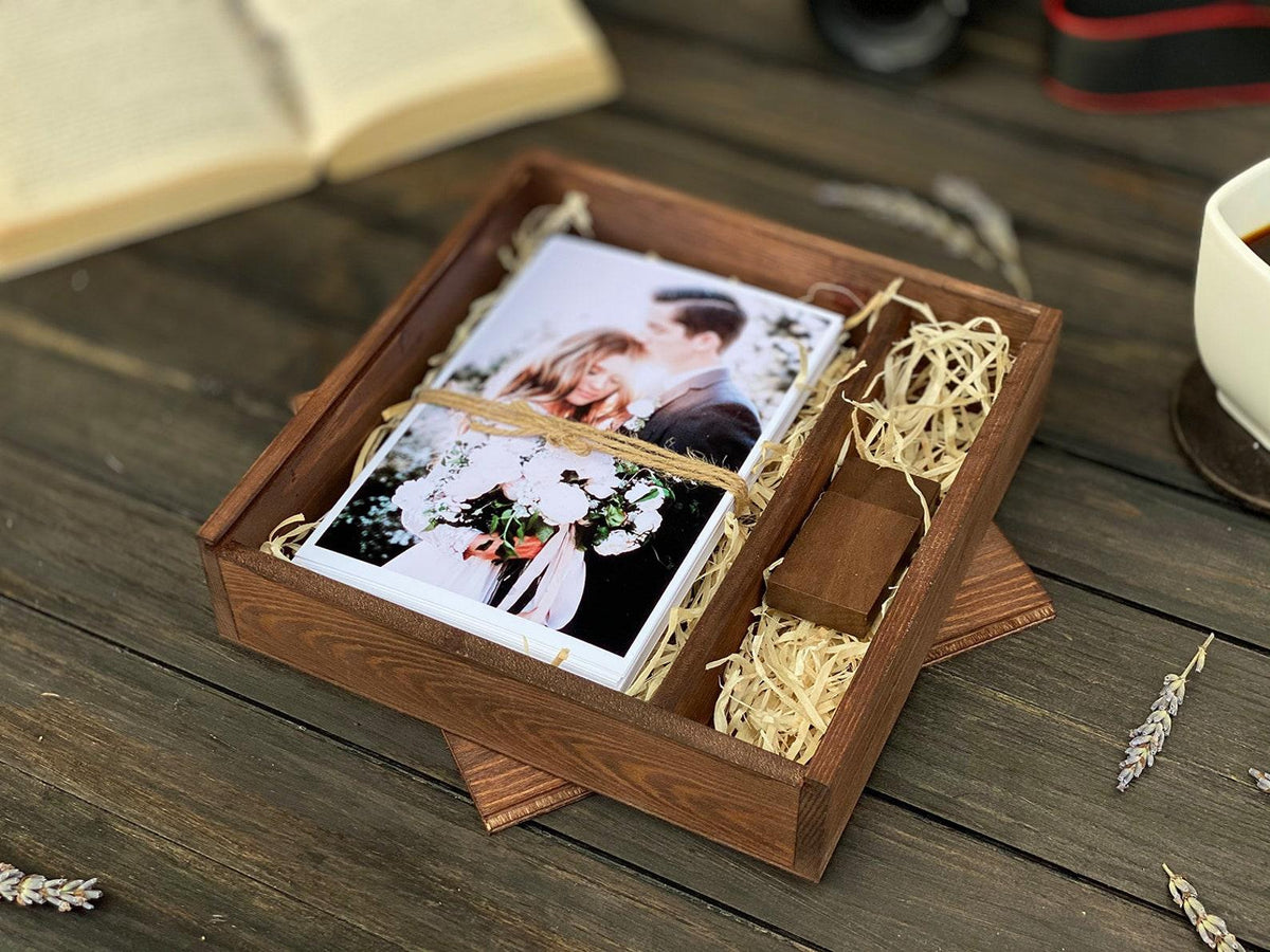 Boite à photo en bois personnalisée 10x15cm - 02 - Monzaya